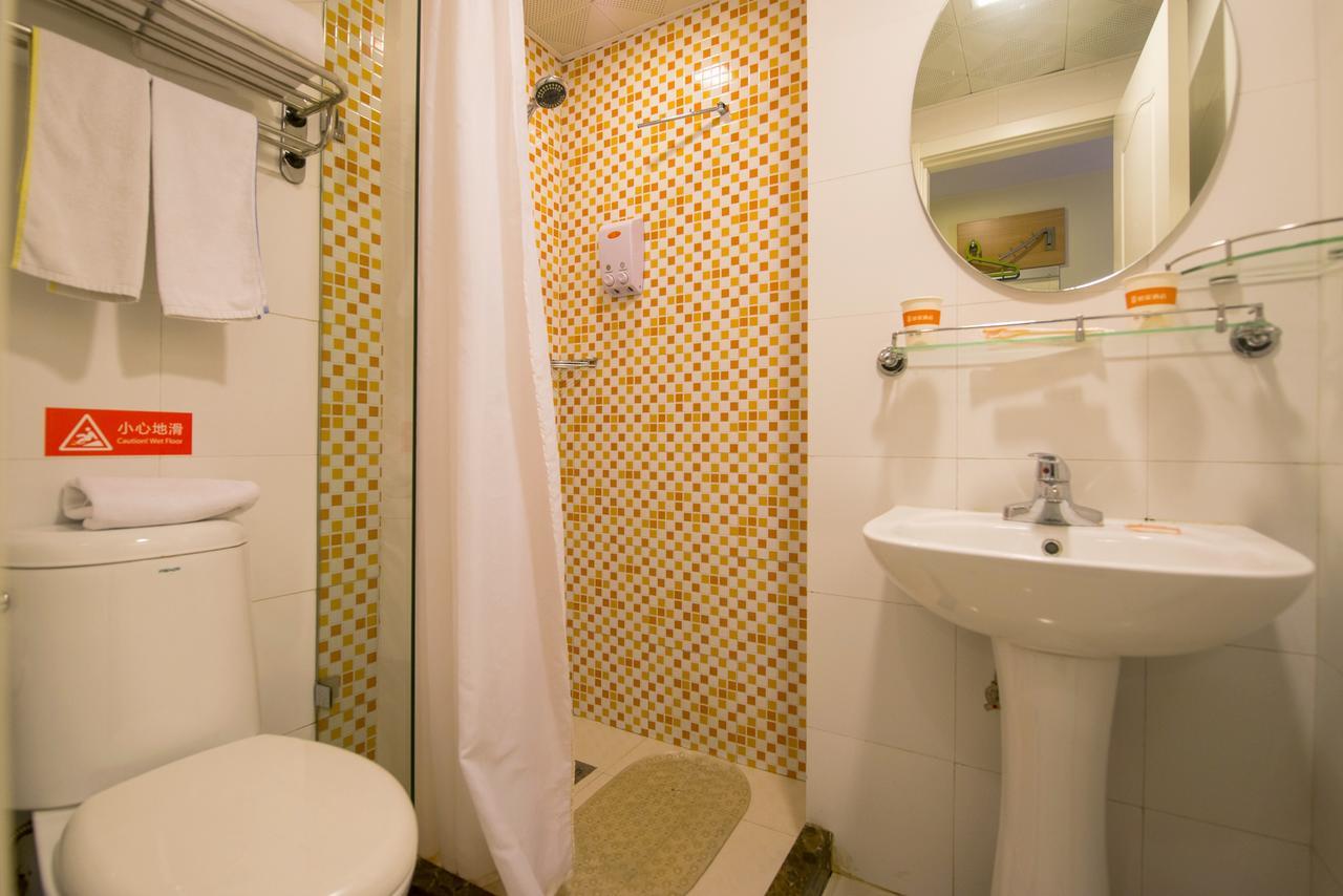 Home Inn Shanghai Hongqiao Terminal Jinshajiang Road Changfeng מראה חיצוני תמונה