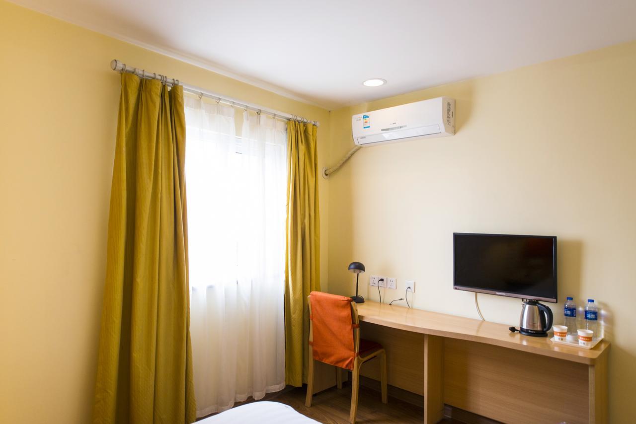 Home Inn Shanghai Hongqiao Terminal Jinshajiang Road Changfeng מראה חיצוני תמונה