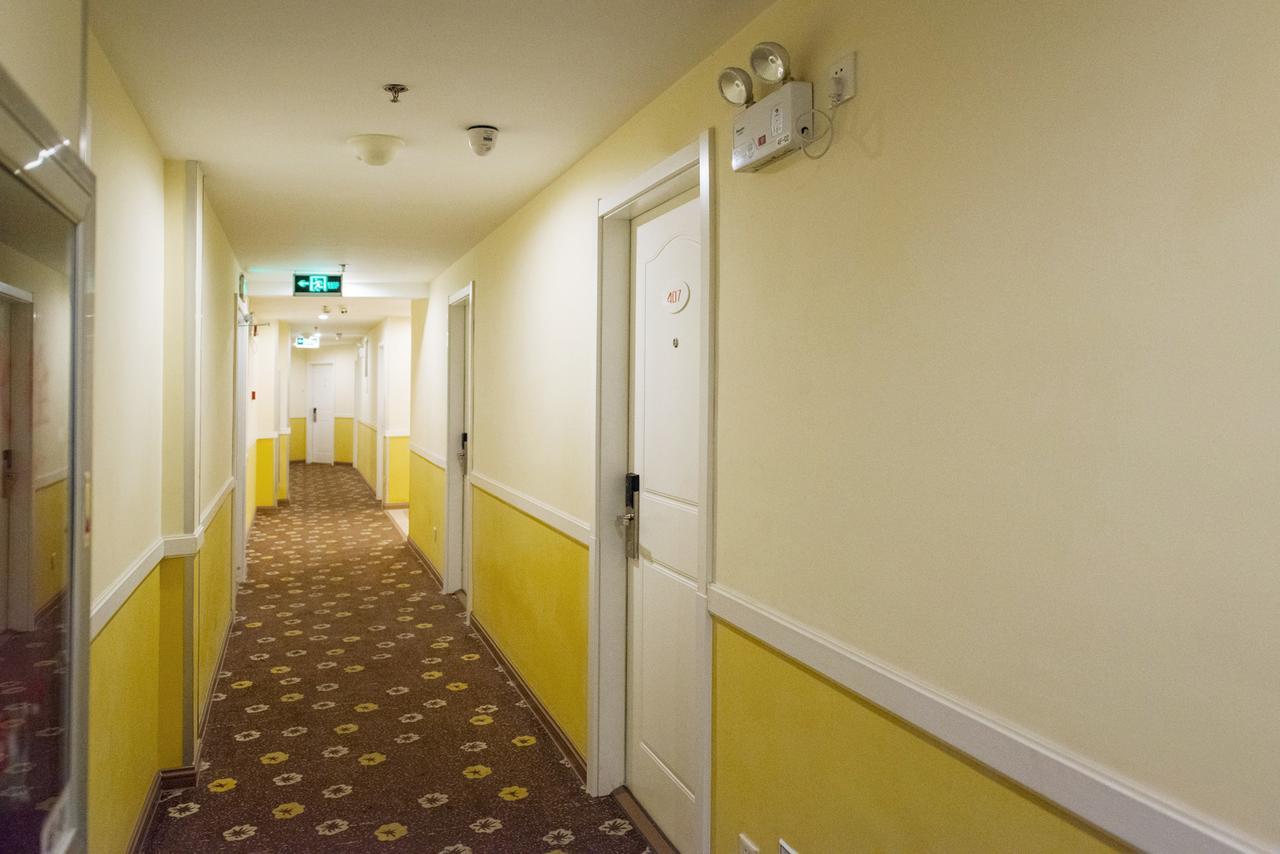 Home Inn Shanghai Hongqiao Terminal Jinshajiang Road Changfeng מראה חיצוני תמונה