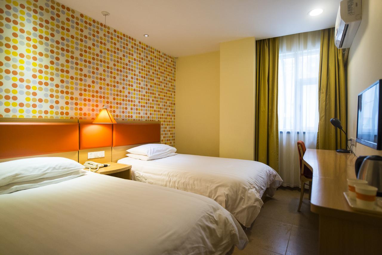 Home Inn Shanghai Hongqiao Terminal Jinshajiang Road Changfeng מראה חיצוני תמונה